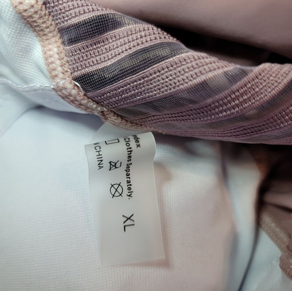 NWOT ELEGANT MESH DETAIL CUT OUT RASHGUARD SUN PROTECTION SWIM BATHING SUIT - Picture 13 of 15